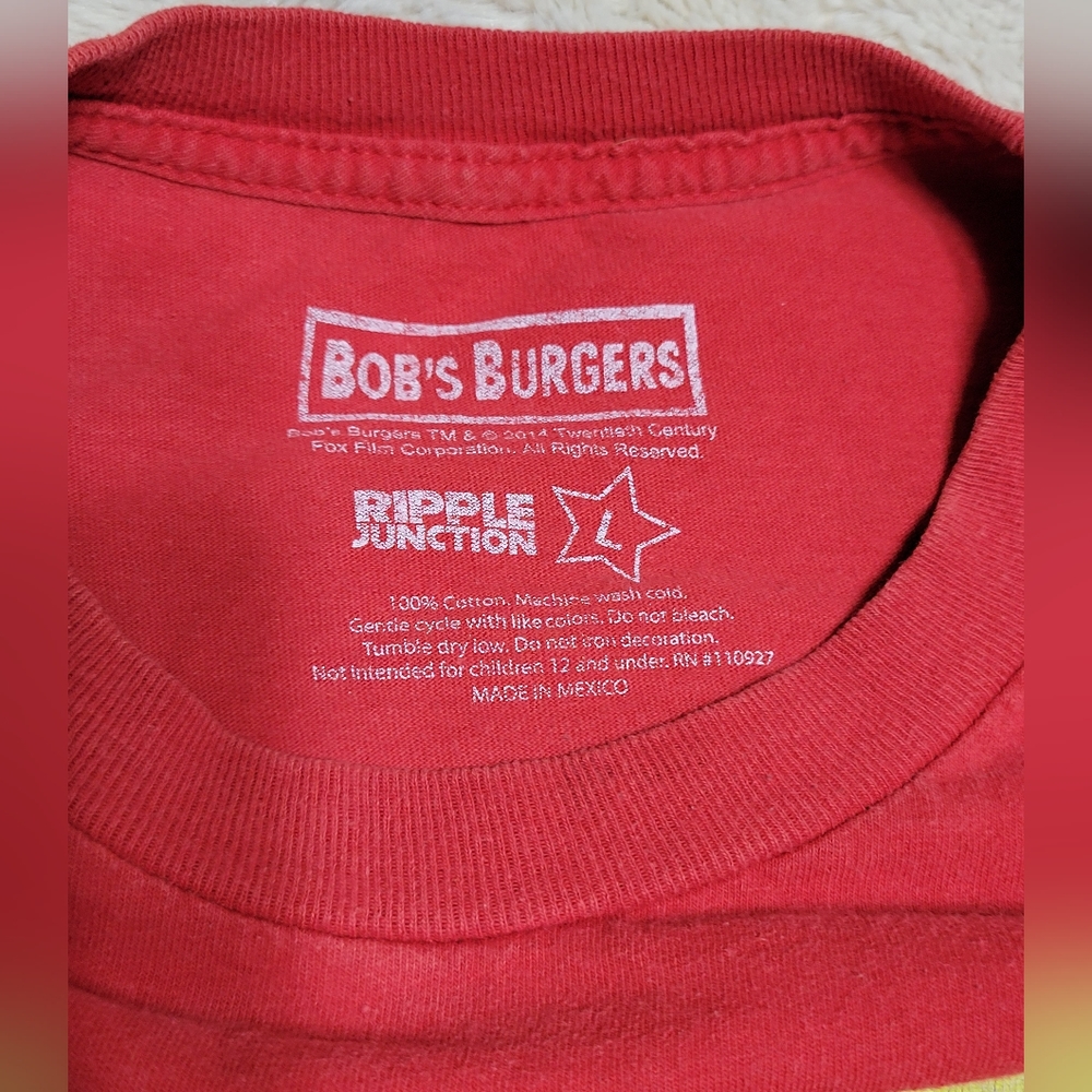 Bob's Burger Butts Graphic Tee Size L Red Ripple Junction T Shirt - Picture 3 of 5